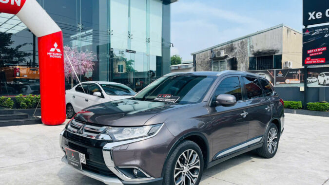 Mitsubishi Outlander 4WD 2018